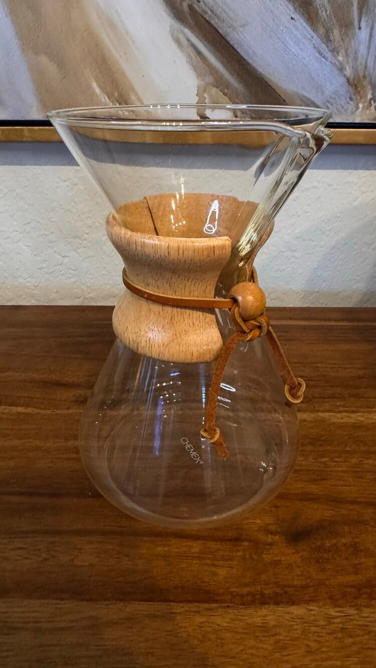 CHEMEX 8-Cup Classic Pour-Over Glass Coffee Maker – Wood Collar